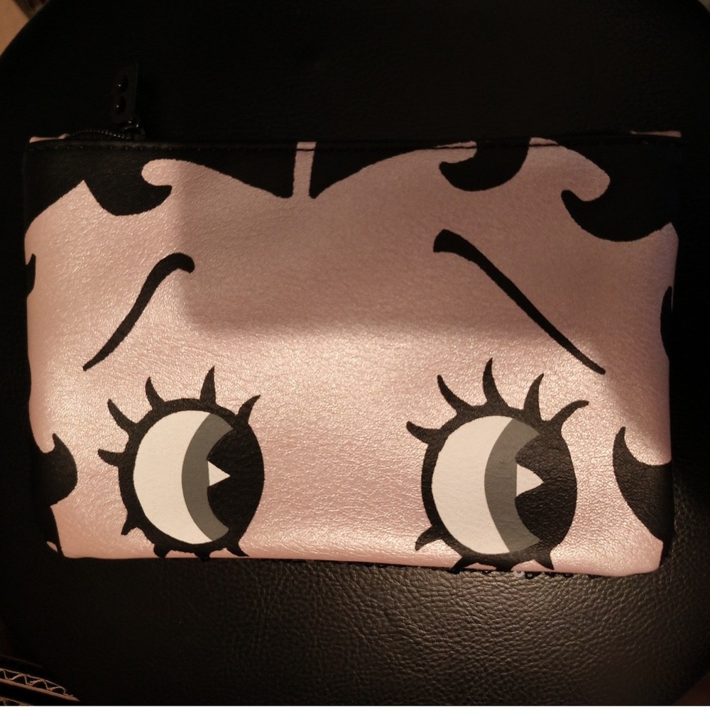 Betty Boop Graphic Eyes Makeup Bag Pink Black Zipper Cosmetic Pouch Travel Case